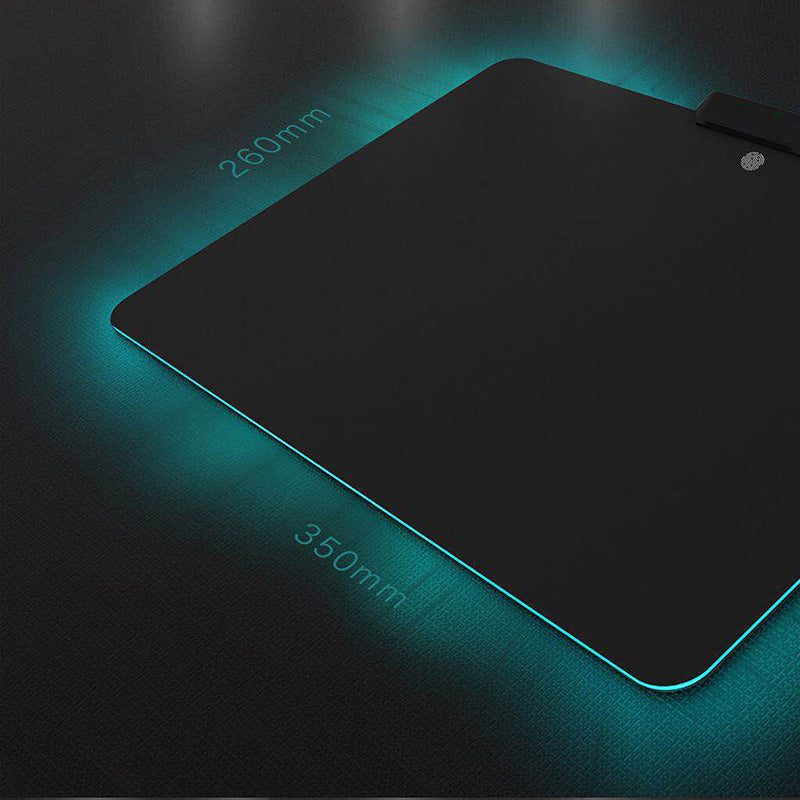 The Wireless Chroma Mouse mat