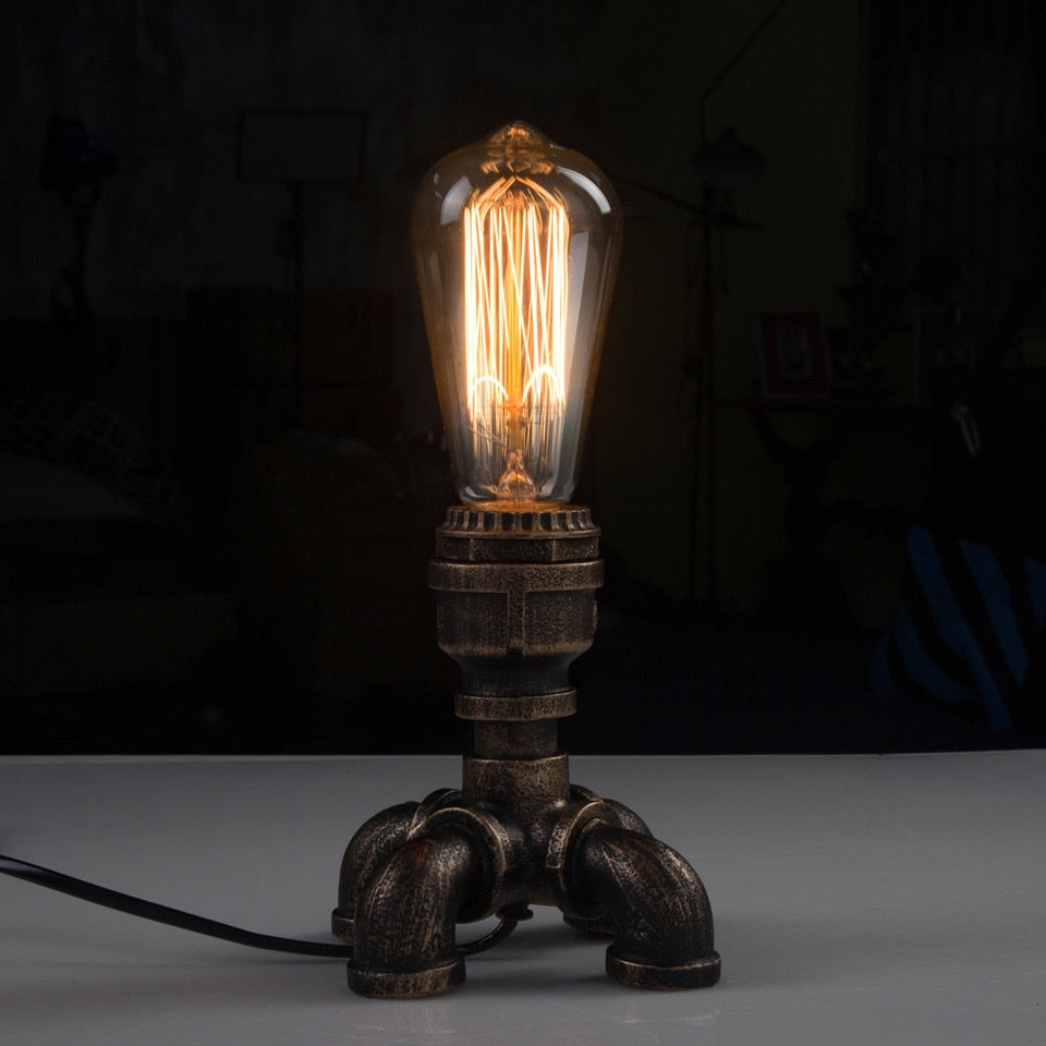 Rustic Iron Pipe Desklamp